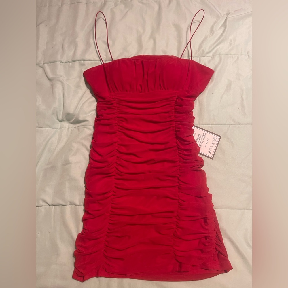 Red Scrunch Dress 💃🏽